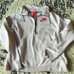 Nike Quarter Zip crew neck sweatshirt
